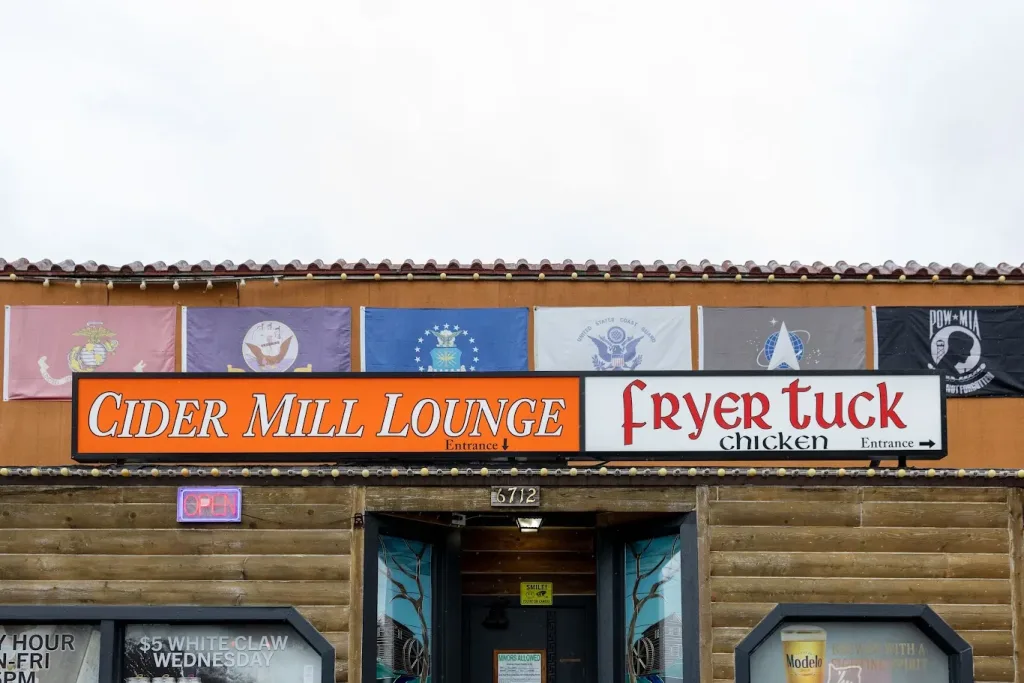 Cider Mill & Fryer Tuck Chicken in Portland