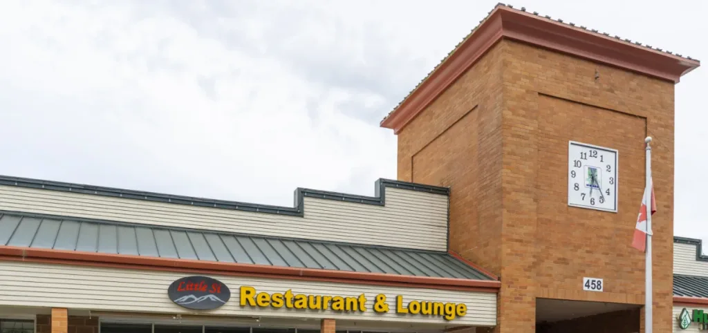 Little Si Restaurant and Lounge in North Bend
